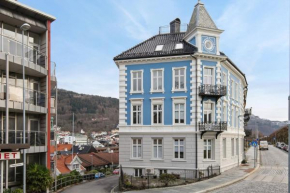 Sjarmerende leilighet med utsikt, spa-bad og park